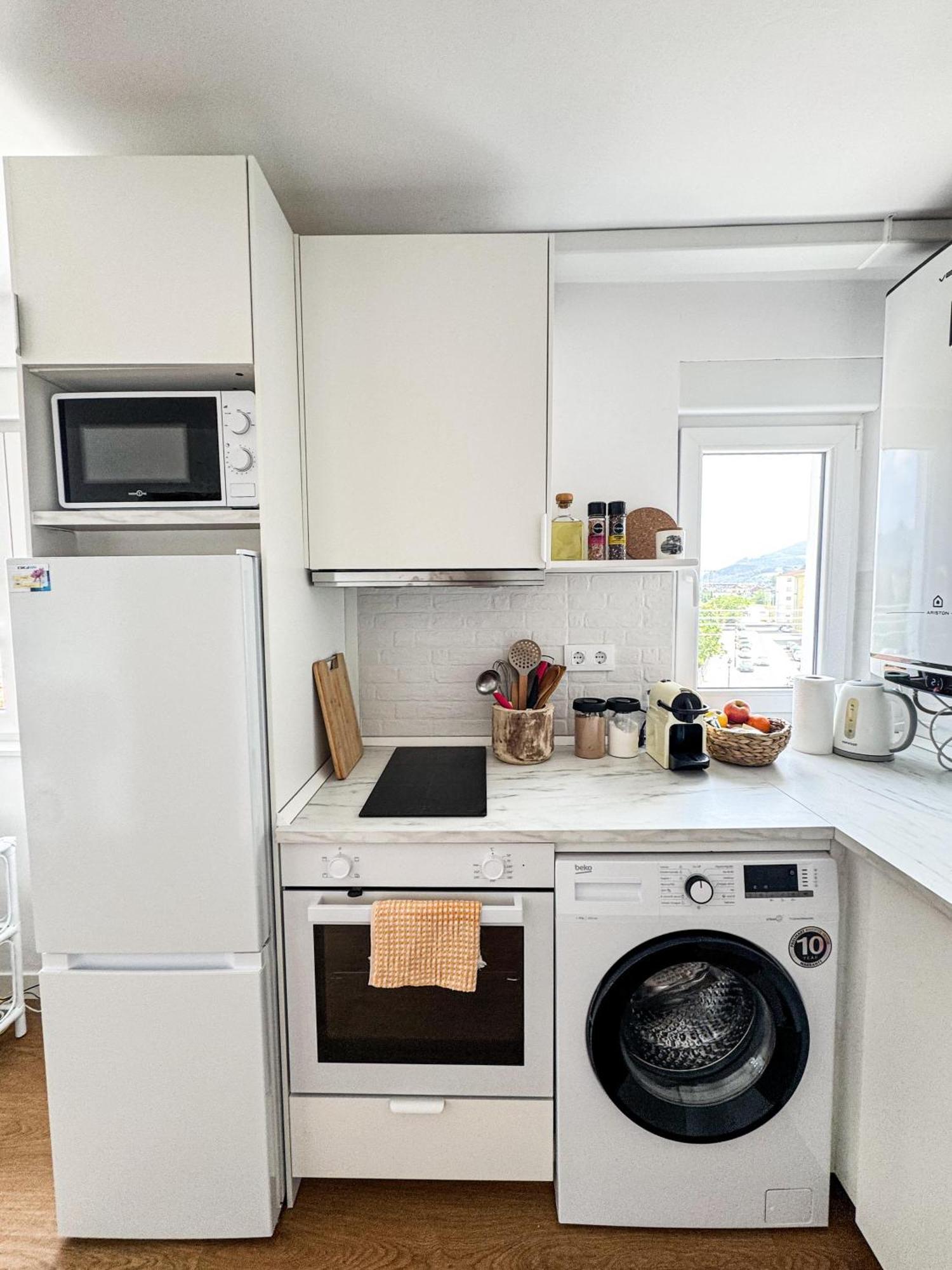 Cozy 1 Bedroom Apartment