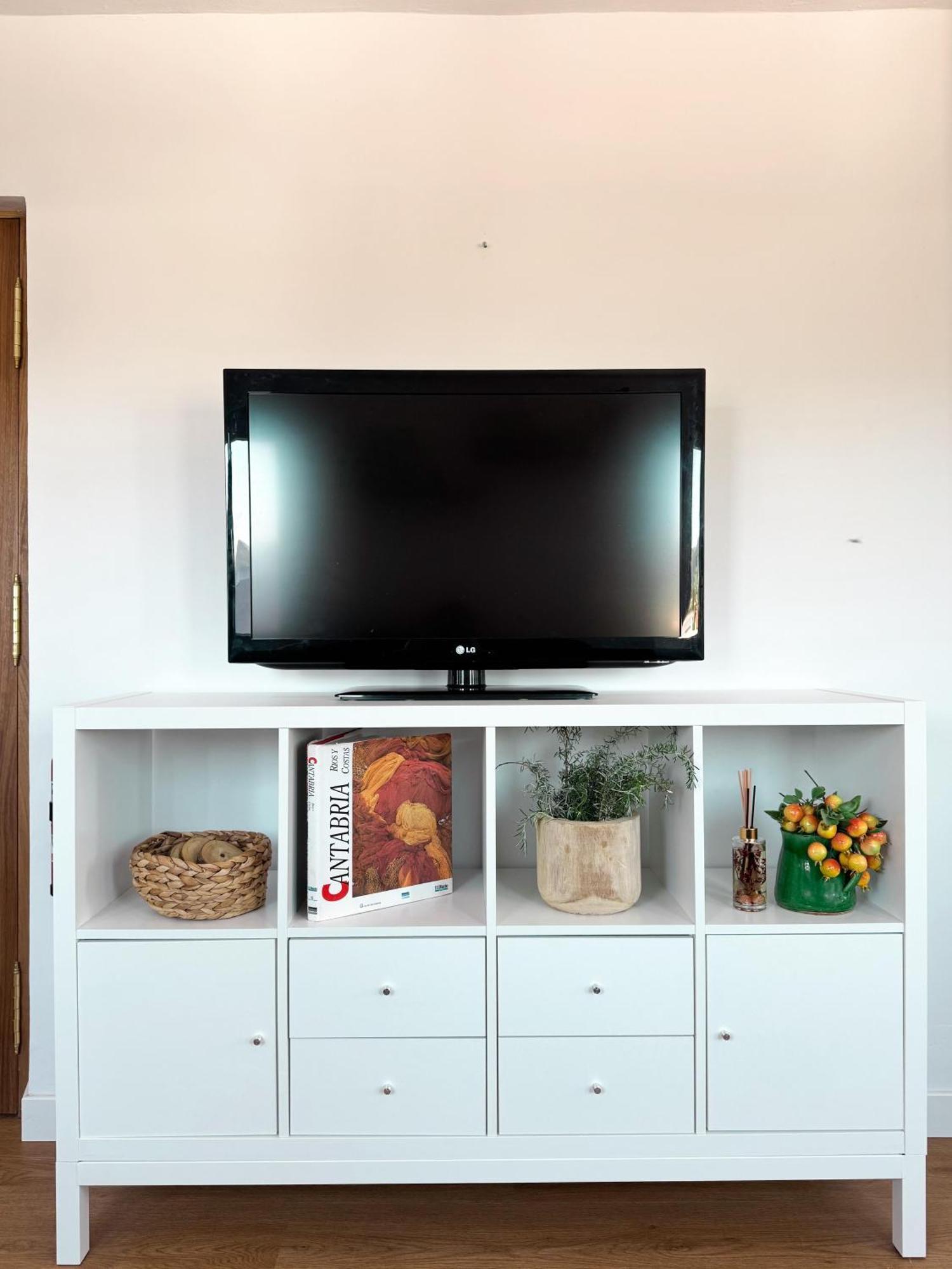 Cozy 1 Bedroom Apartment